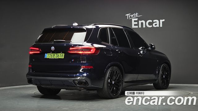 BMW X5 M50i — пробег 18 441 км — фото 2 из 5