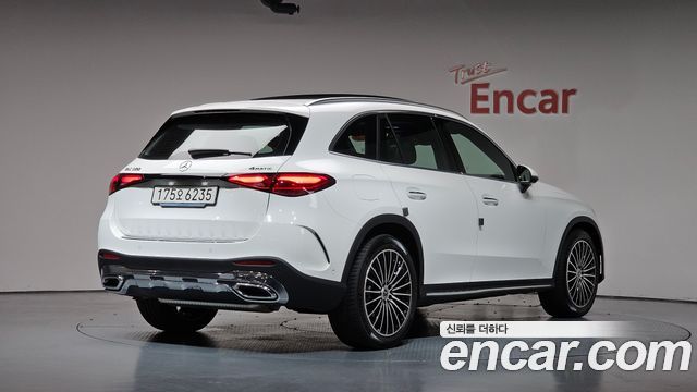Mercedes-Benz GLC-Class GLC300 4MATIC AMG Line — пробег 2 118 км — фото 2 из 5