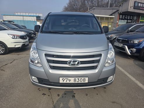 Hyundai Starex 3-Seater VAN Smart — пробег 229 258 км — фото 3 из 5
