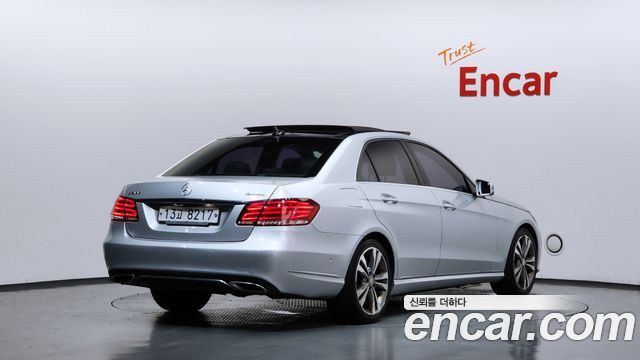 Mercedes-Benz E-Class из Кореи Encar