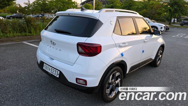 Hyundai Venue 1.6 Flux — пробег 35 550 км — фото 2 из 5