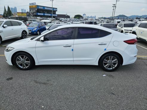Hyundai AVANTE 1.6 GDI Modern special — пробег 115 704 км — фото 4 из 5