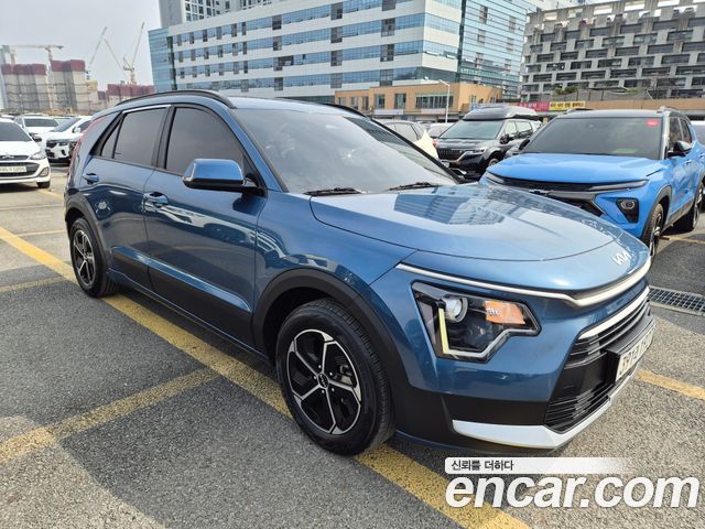 Kia Niro Trendy — пробег 93 401 км — фото 3 из 5