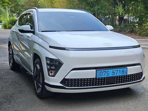 Hyundai Kona Long Range Premium — пробег 46 359 км — фото 2 из 5