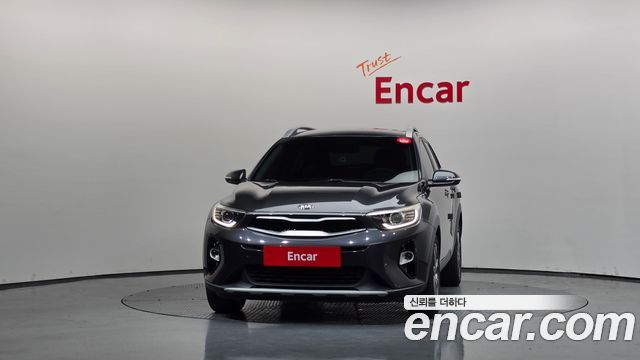 Kia Stonic из Кореи Encar