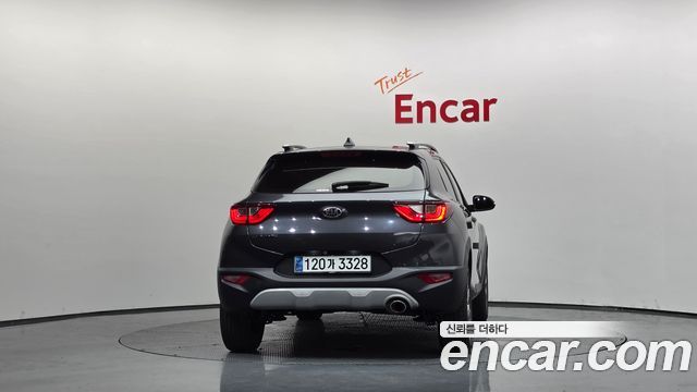 Kia Stonic из Кореи Encar