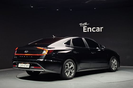 Hyundai Sonata 2.0 Premium Family — пробег 70 076 км — фото 2 из 5