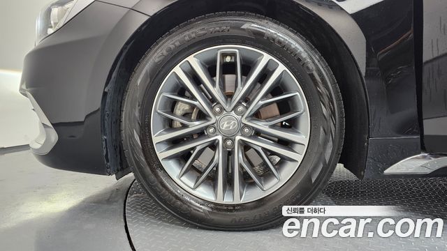Hyundai Grandeur 2.4 Premium — пробег 121 771 км — фото 5 из 5