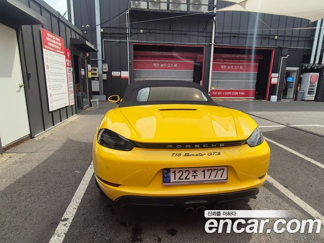 Porsche 718 2.5 GTS — пробег 73 000 км — фото 4 из 5