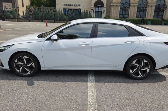 Hyundai AVANTE 1.6 Inspiration — пробег 30 552 км — фото 3 из 5