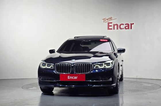 BMW 7-Series 750Li xDrive — пробег 111 368 км — фото 3 из 5