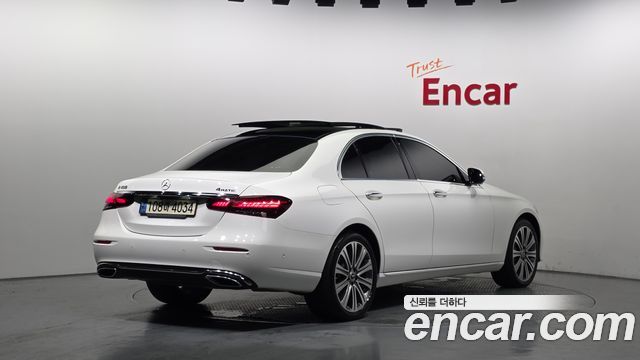 Mercedes-Benz E-Class из Кореи Encar