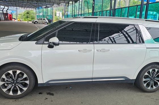 Kia Carnival Diesel 7-Seater Signature — пробег 62 000 км — фото 4 из 5