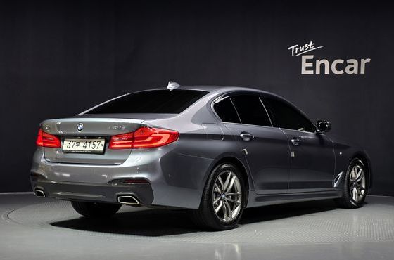 BMW 5-Series 520d xDrive M Sport Package Plus — пробег 164 844 км — фото 2 из 5