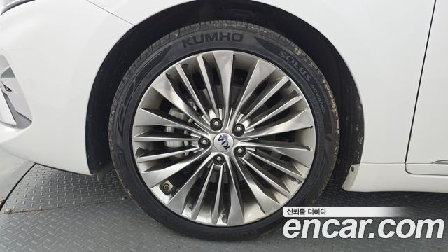 Kia K7 из Кореи Encar