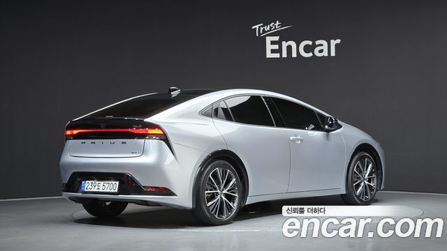Toyota Prius из Кореи Encar