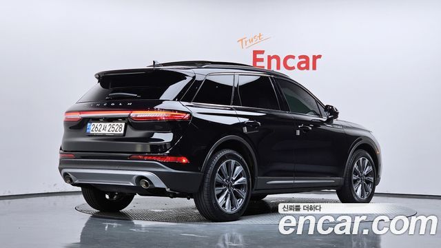 Lincoln Corsair 2.0 Reserve AWD — пробег 44 620 км — фото 2 из 5