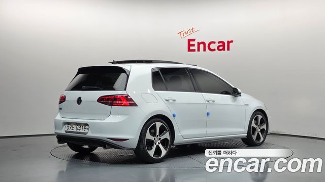 Volkswagen Golf из Кореи Encar