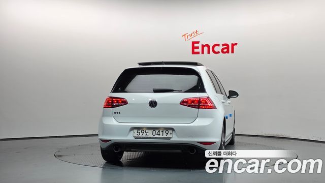 Volkswagen Golf из Кореи Encar