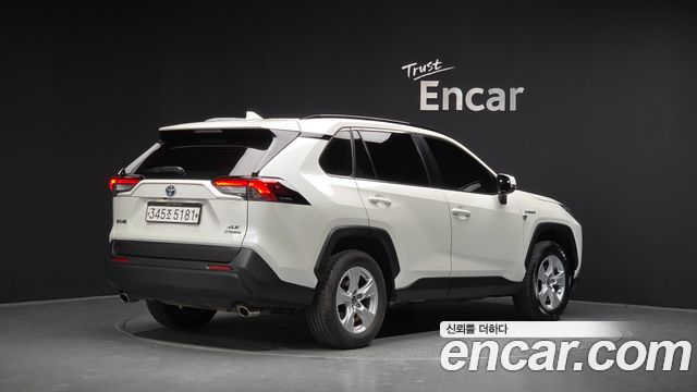 Toyota RAV4 2.5 2WD Hybrid — пробег 84 423 км — фото 2 из 5