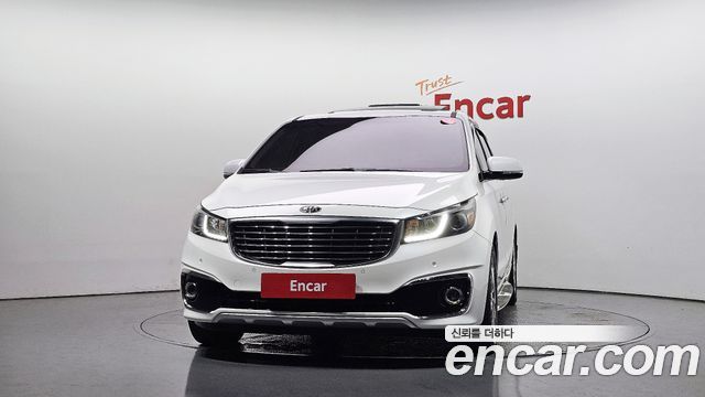Kia Carnival 9-seater Prestige — пробег 108 745 км — фото 3 из 5