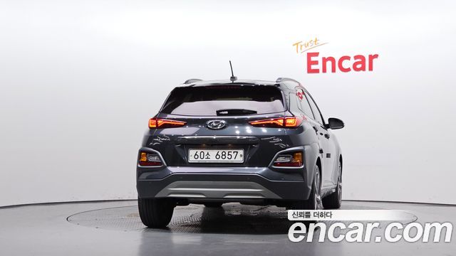 Hyundai Kona из Кореи Encar