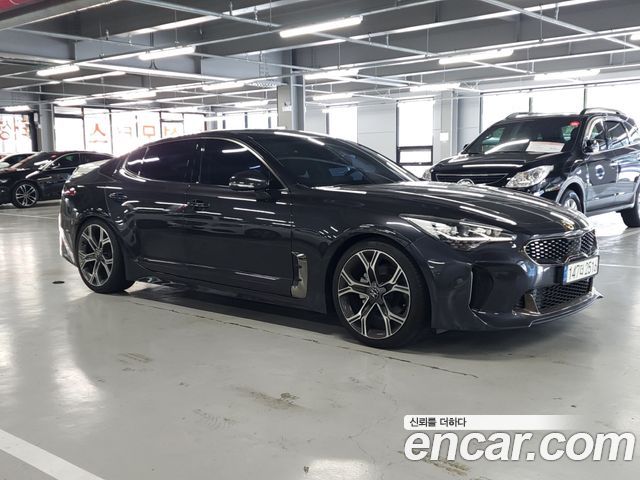 Kia Stinger 2.0 Turbo 2WD Platinum — пробег 93 157 км — фото 3 из 5
