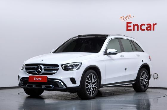 Mercedes-Benz GLC-Class GLC300 4MATIC — пробег 119 604 км — фото 1 из 5