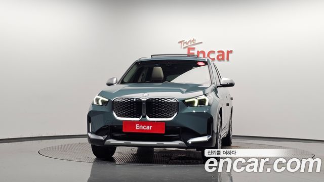 BMW iX1 из Кореи Encar