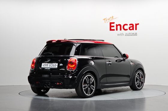 Mini Cooper JCW 3rd Generation — пробег 102 754 км — фото 2 из 5