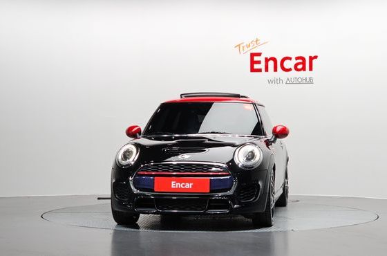 Mini Cooper JCW 3rd Generation — пробег 102 754 км — фото 3 из 5
