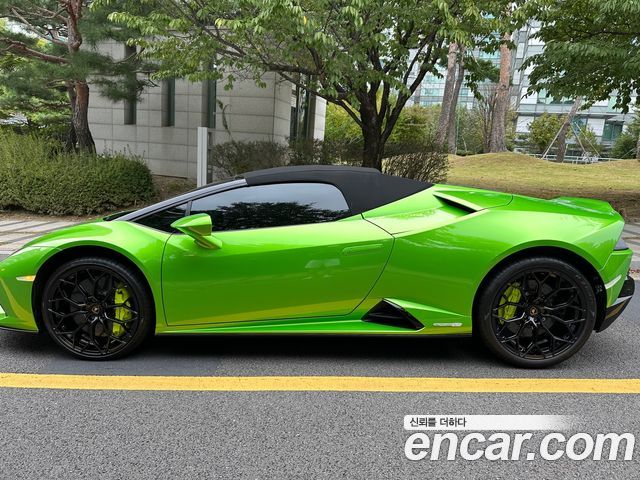 Lamborghini Huracan LP610-2 EVO Spyder — пробег 4 900 км — фото 4 из 5
