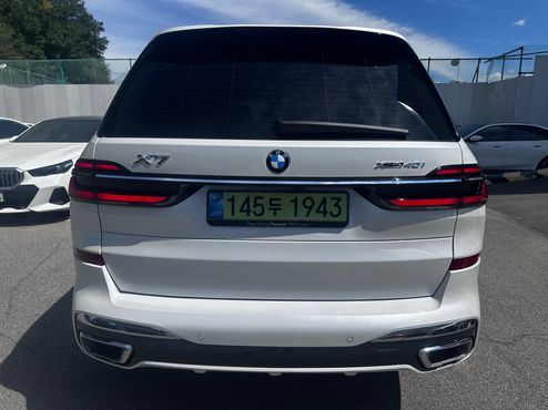 BMW X7 xDrive 40i M Sport 7STR — пробег 4 851 км — фото 4 из 5