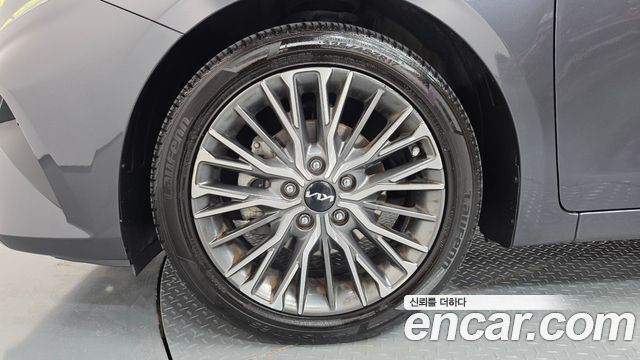 Kia K3 из Кореи Encar