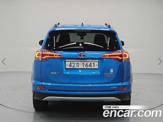Toyota RAV4 2.5 4WD 4th — пробег 215 055 км — фото 4 из 5