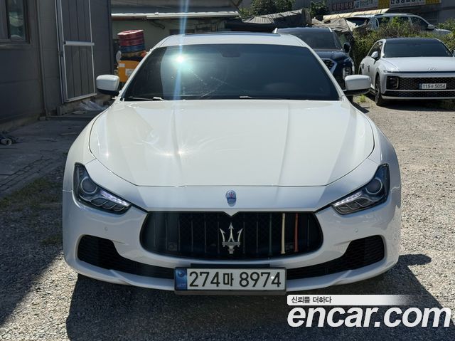 Maserati Ghibli из Кореи Encar