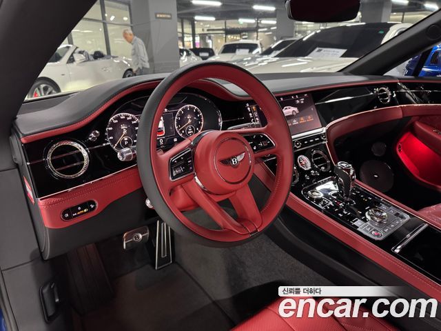 Bentley Continental 4.0 GT — пробег 35 900 км — фото 4 из 5