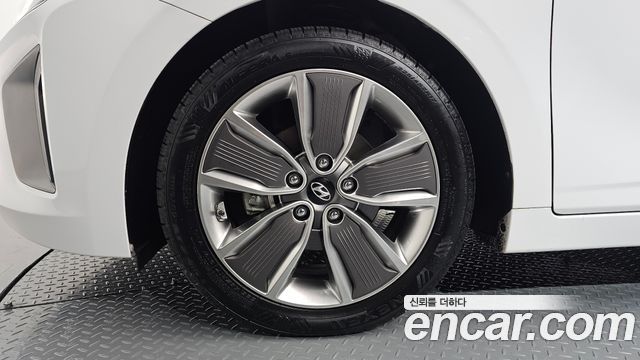 Hyundai Ioniq N Plus — пробег 74 371 км — фото 5 из 5