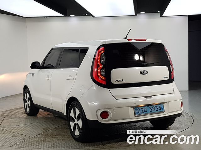Kia Soul EV — пробег 149 030 км — фото 3 из 5