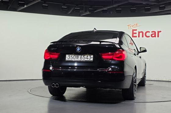 BMW Gran Turismo GT 320d — пробег 132 646 км — фото 4 из 5