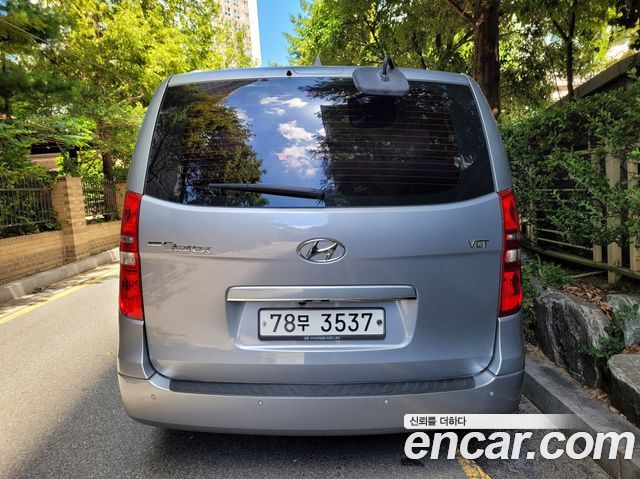 Hyundai Starex 12-Seater Wagon Smart — пробег 125 694 км — фото 5 из 5