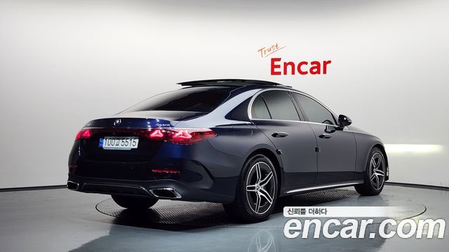 Mercedes-Benz E-Class E300 4MATIC AMG Line — пробег 45 777 км — фото 2 из 5