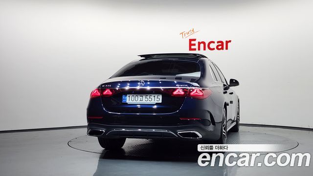 Mercedes-Benz E-Class E300 4MATIC AMG Line — пробег 45 777 км — фото 4 из 5
