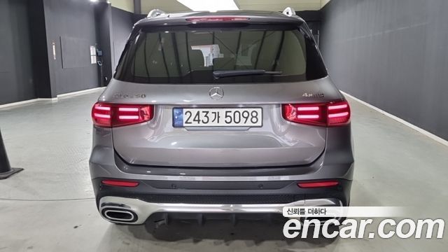 Mercedes-Benz GLB-Class GLB250 4MATIC — пробег 33 658 км — фото 4 из 5