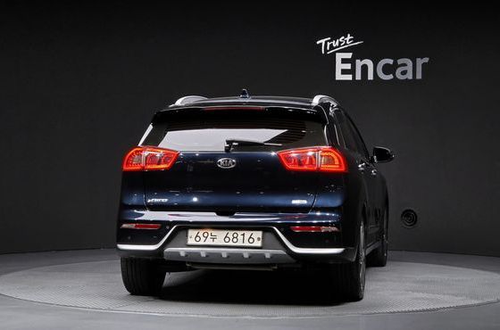 Kia Niro Noblesse — пробег 147 588 км — фото 4 из 5