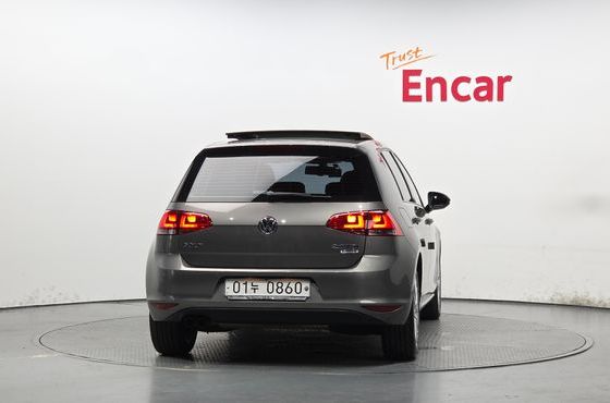 Volkswagen Golf 2.0 TDI — пробег 138 414 км — фото 4 из 5