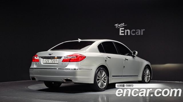 Hyundai Genesis из Кореи Encar