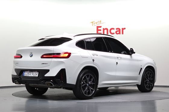 BMW X4 xDrive20i M Sport — пробег 18 807 км — фото 2 из 5
