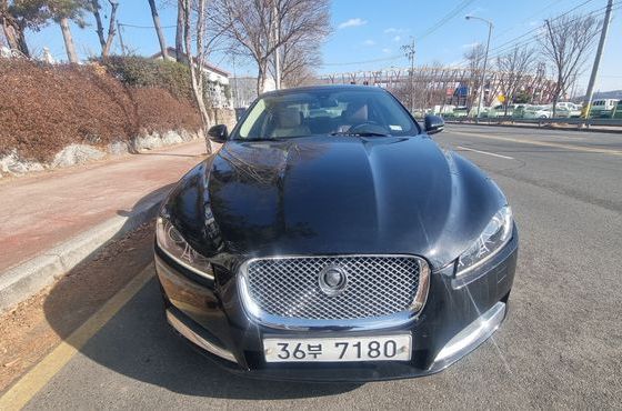 Jaguar XF 2.2D Luxury X250 — пробег 150 542 км — фото 3 из 5