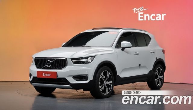 Volvo XC40 B4 Inscription — пробег 74 188 км — фото 1 из 5